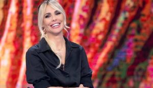 Ilary Blasi look isola dei famosi