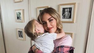 Chiara Ferragni- lato b- modaeimmagine.it