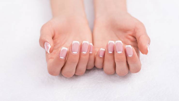 Vanilla French nails- trend- modaeimmagine.it